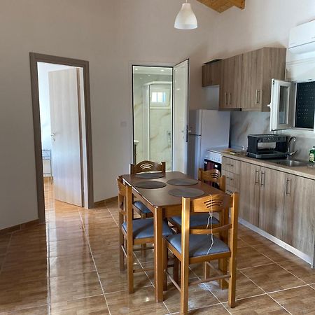 Babis Apartment Άγιος Νικήτας Εξωτερικό φωτογραφία