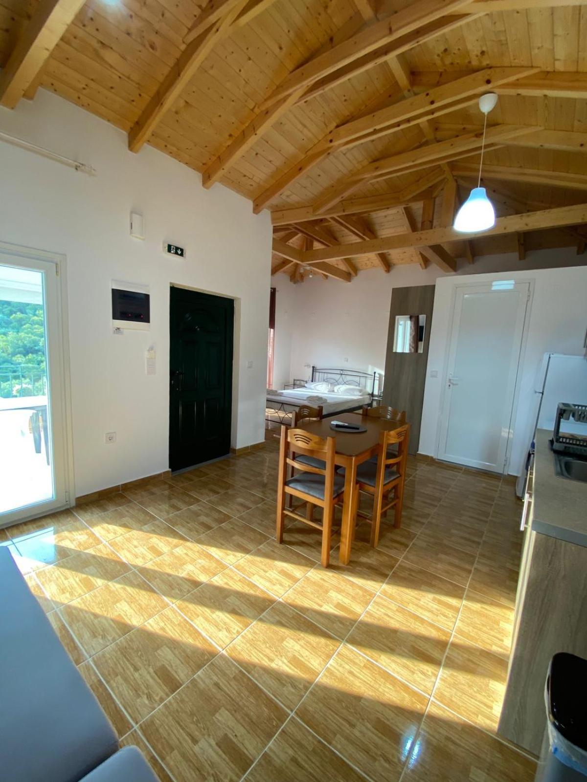 Babis Apartment Άγιος Νικήτας Εξωτερικό φωτογραφία